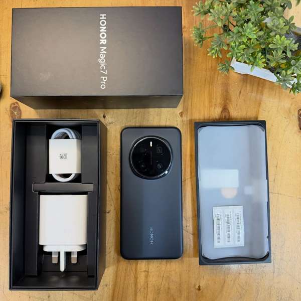 ** HONOR Magic7 Pro 5G**