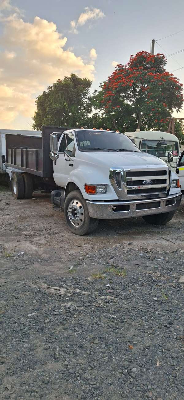 FORD F650 SUPER DUTY 2013
