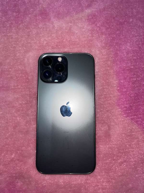 Se vende o se cambia iPhone 13 Pro max