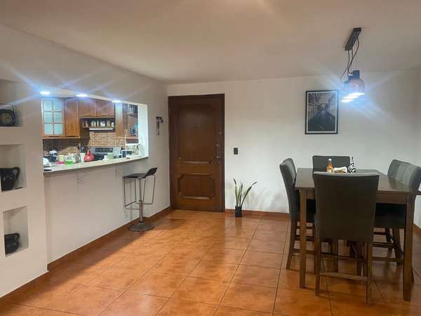 Sólo mujeres - Alquiler de habitaciones amuebladas en Antiguo Cuscatlán, frente a la Universidad UCA 