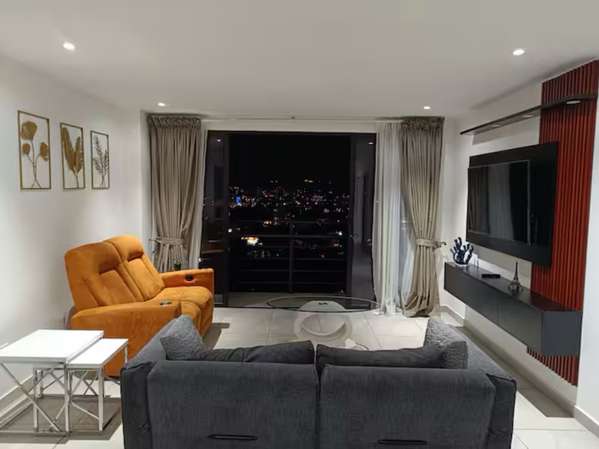 Apartamento amueblado en colonia escalón 