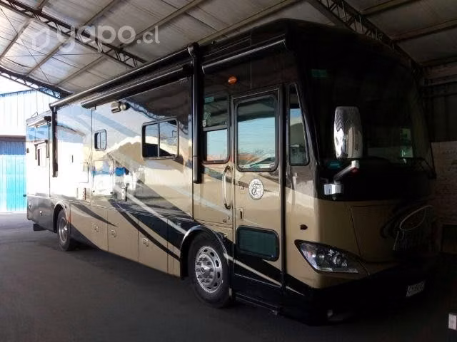 Bus Motorhome PHaeton, Calera de Tango, Chile — 3