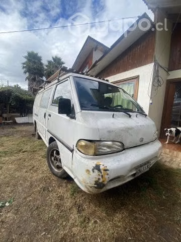 Furgón Hyundai h100 camper-motorhome, Isla de Maipo, Chile — 3