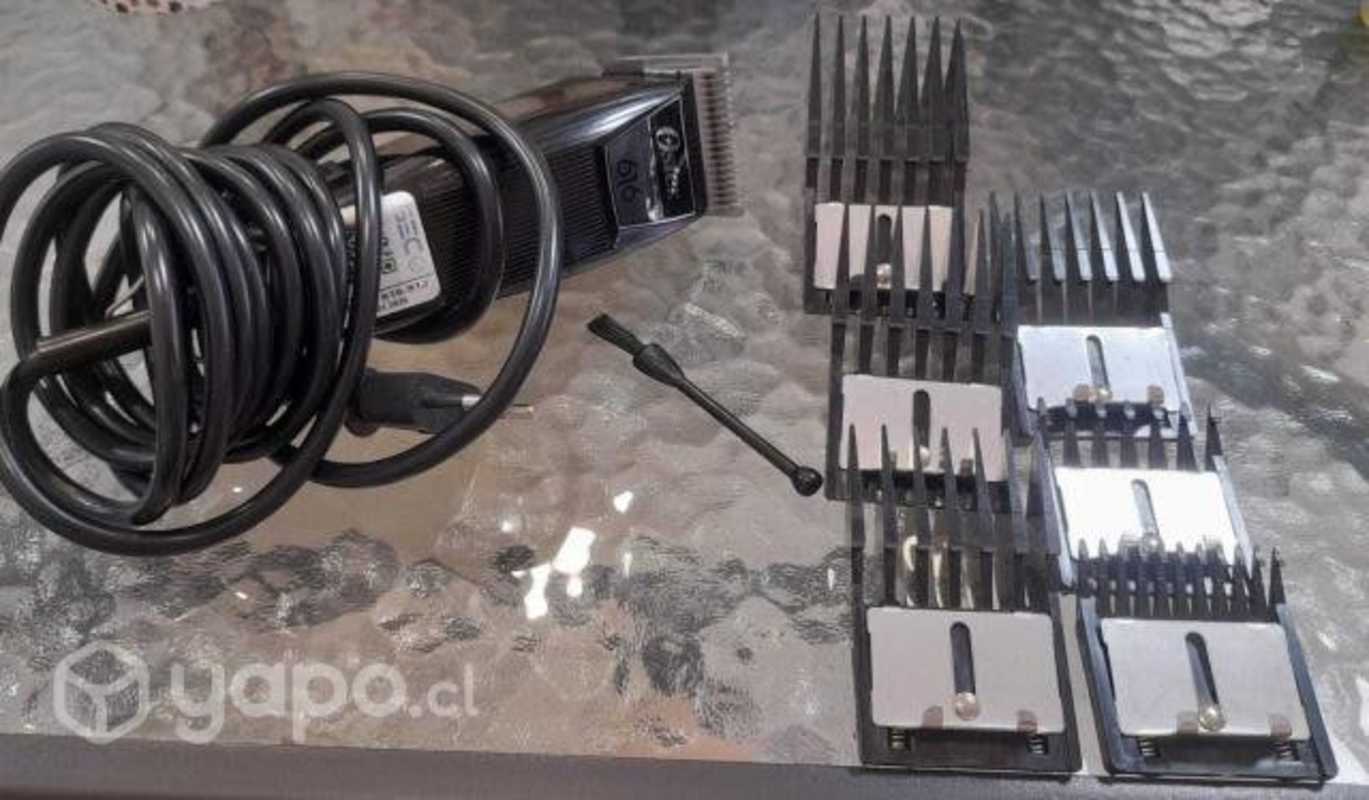Maquina cortar pelo oster mod. 616 Independencia