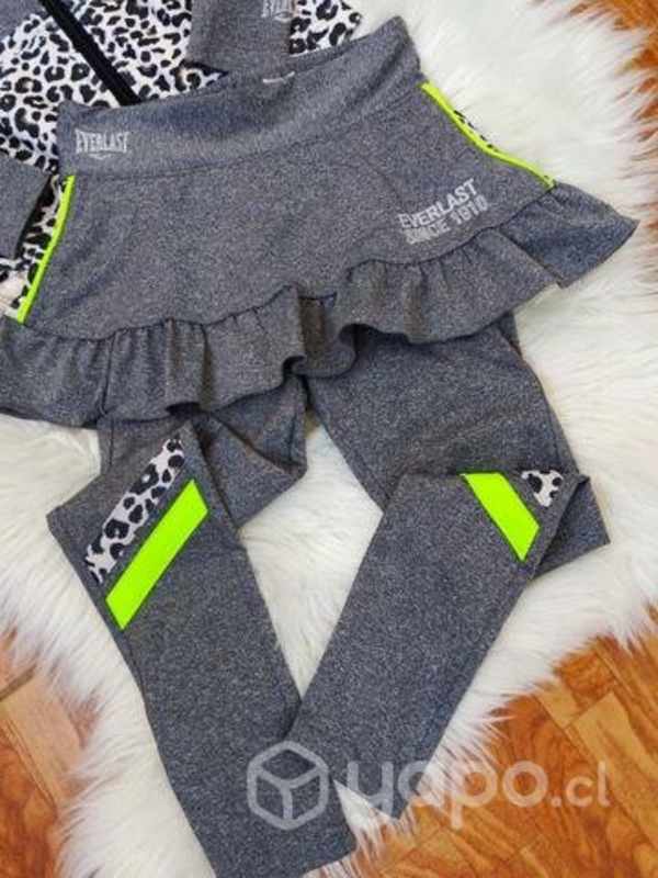 Buzo everlast de nina talla 6 8 Alto Hospicio