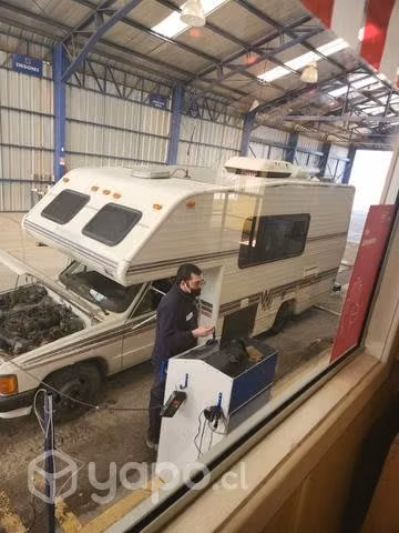 Motorhome toyota 1987, Natales, Chile — 3