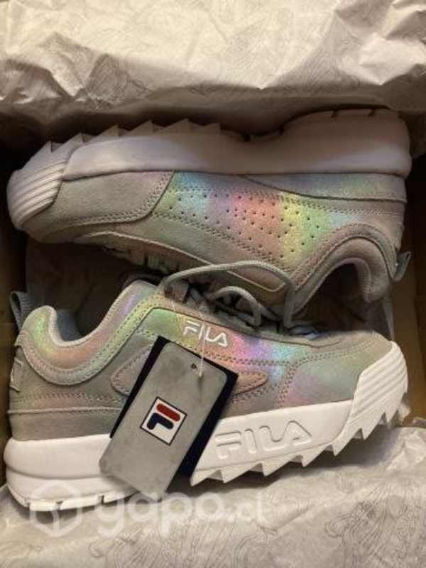 Zapatillas fila disruptor II NUEVAS Valparaiso