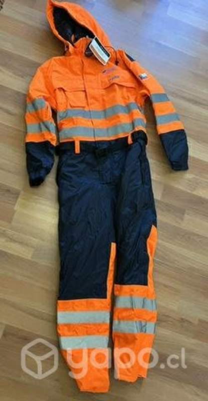 Buzo Térmico Talla M impermeable Quilpué