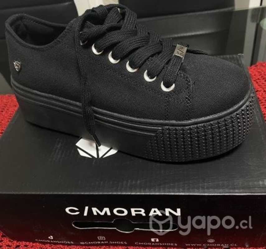 Zapatillas lona negras C MORAN Coquimbo
