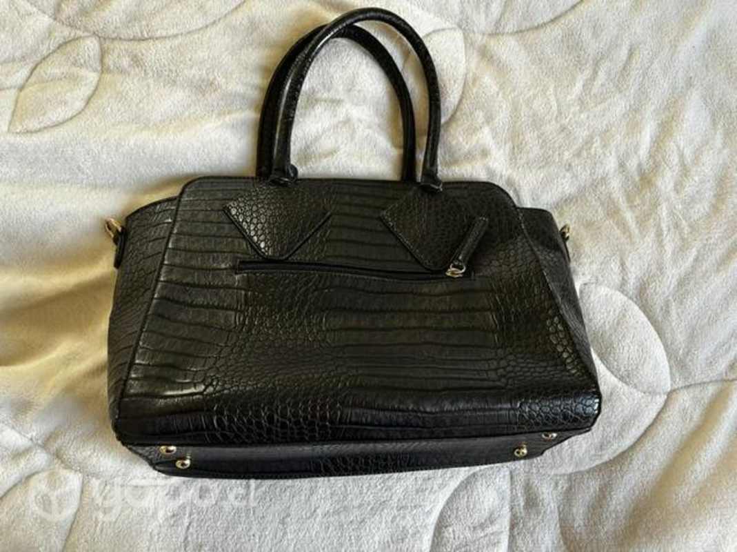 Cartera original Paris Hilton Antofagasta