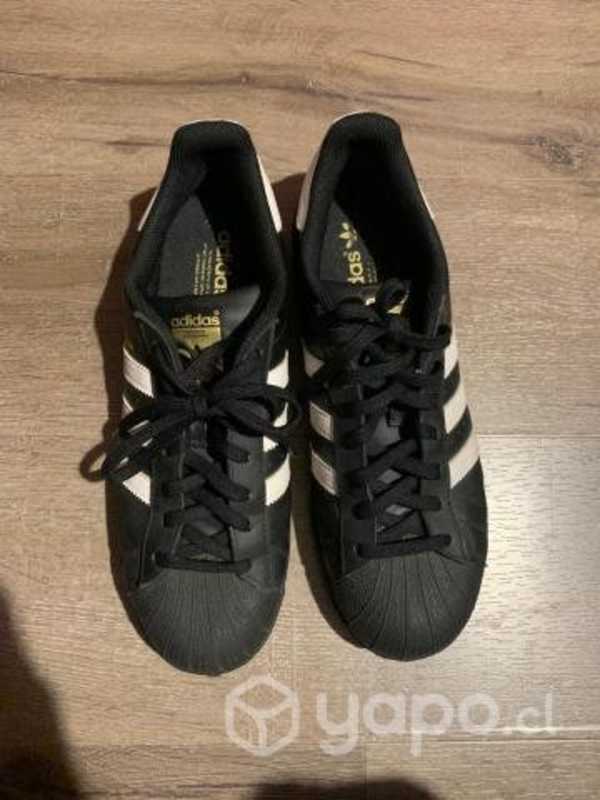 Zapatillas Adidas Superstar Puerto Montt