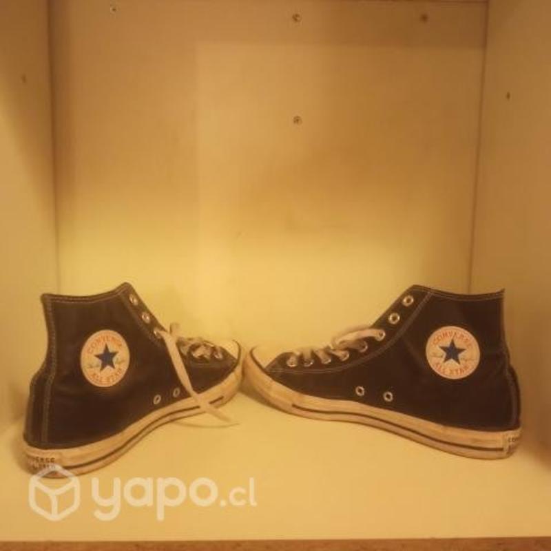 Converse de cuero Chuck Taylor Pedro Aguirre Cerda