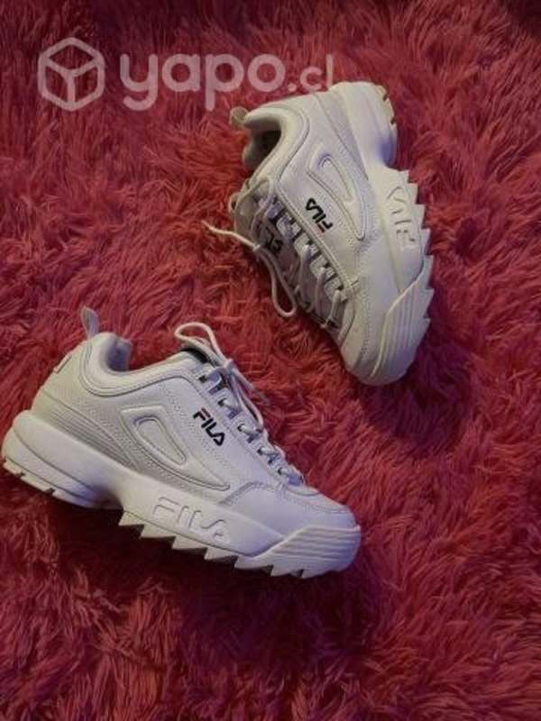 Zapatillas fila usadas on sale