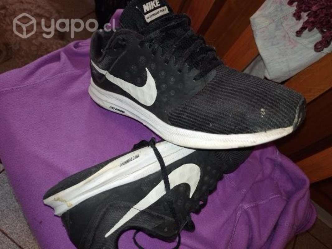 Zapatillas Nike original talla 42 Aysen