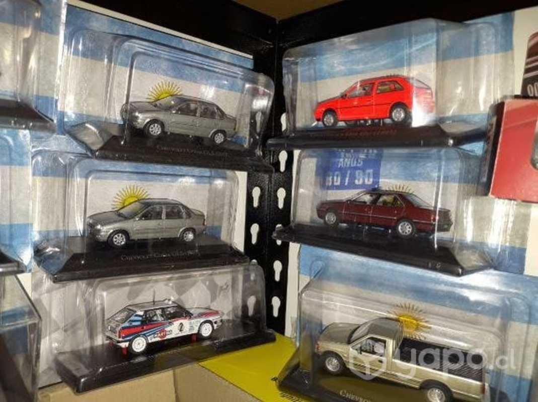 Variedad autos clásicos a escala argentinos Ñuñoa