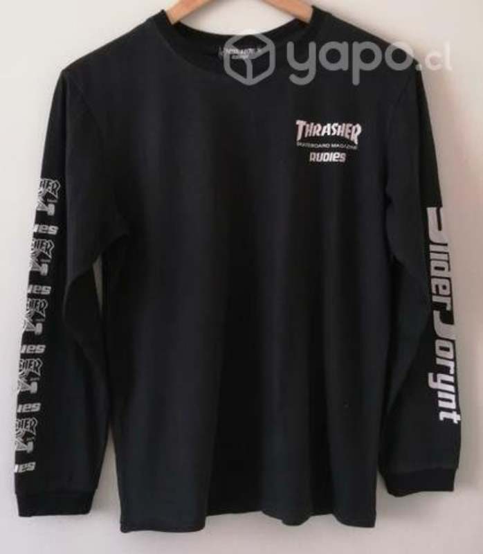 Polera Thrasher negra Original talla M Santiago