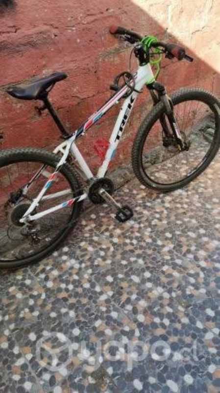 Bicicleta Trek Marlin 6 2014 Macul