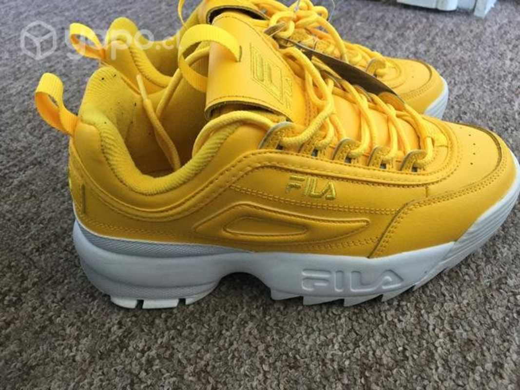 Zapatillas Fila Disruptor amarillas Temuco
