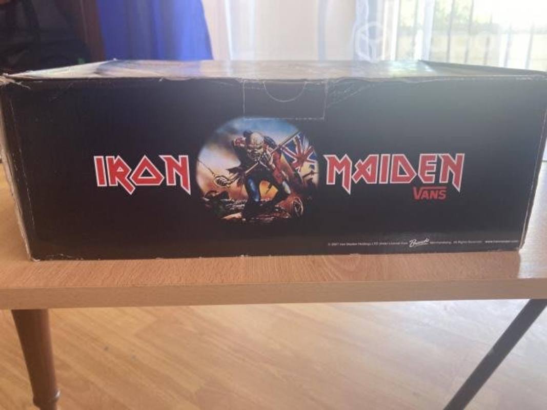 Zapatillas vans iron maiden letra 2025