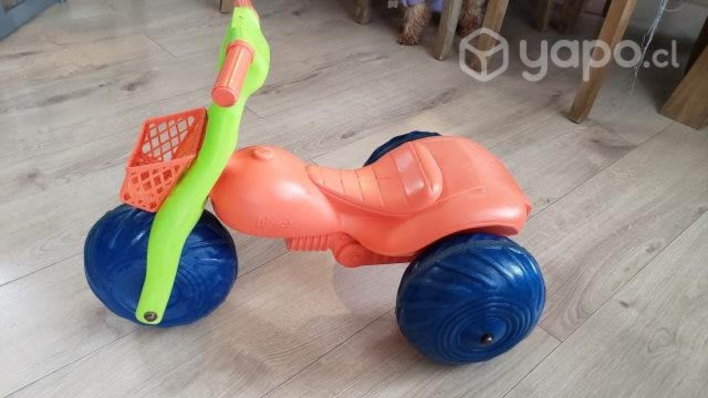 Triciclo plastico wenco cheap