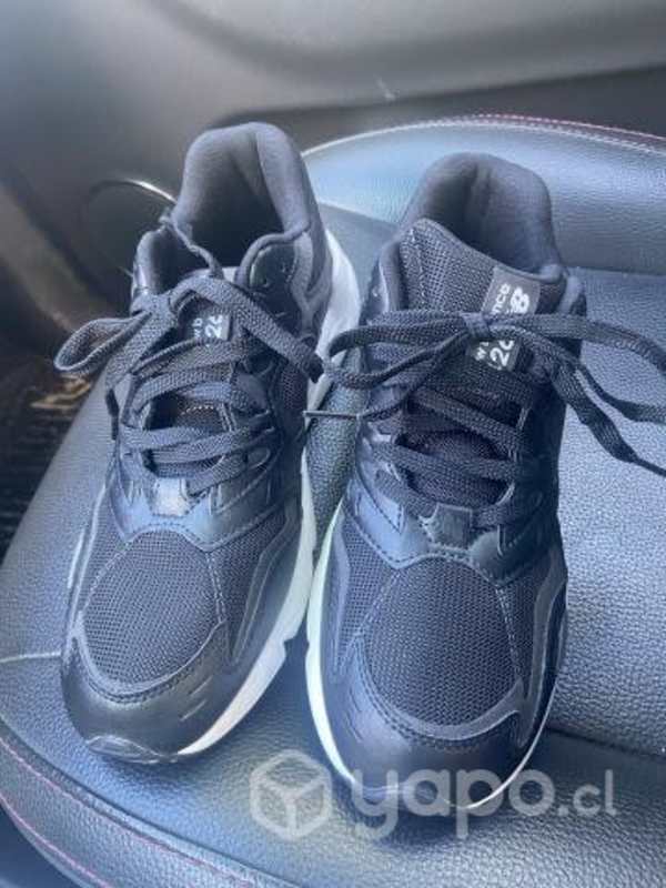 Zapatilla NB nuevas N43 Natales
