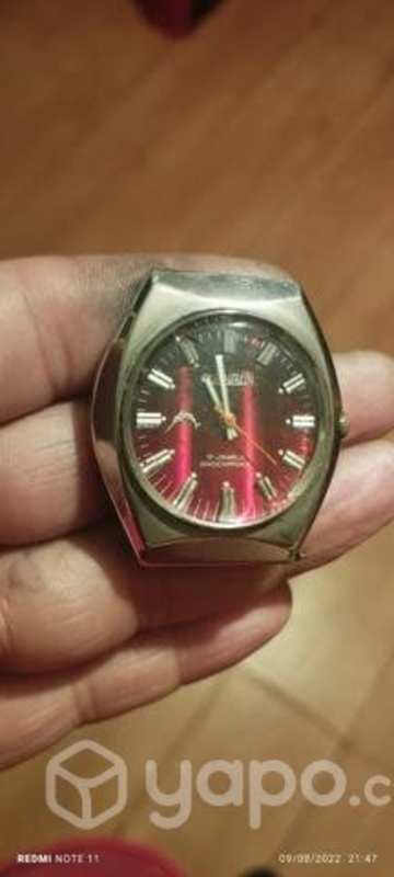 Reloj cornavin mecanico rojo Maipu