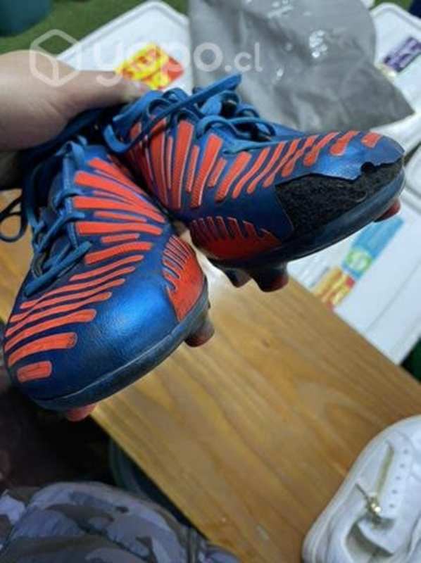Zapatos de futbol Adidas pro Estacion Central