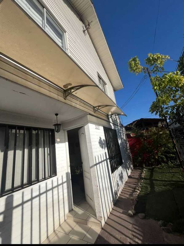 Excelente Casa en venta pasaje cerrado (156295) | 6 dormitorios por ...