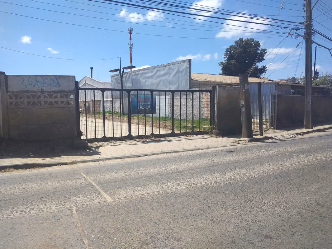 Terreno comercial apto para transporte