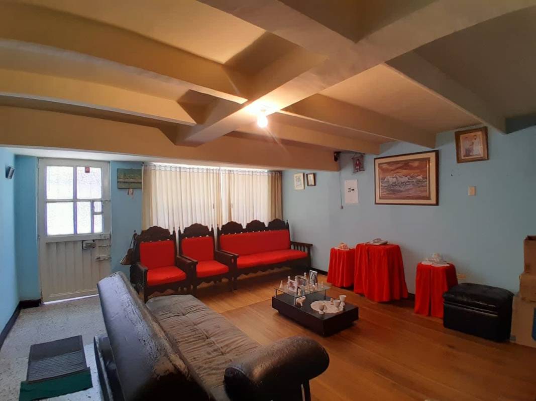 Houses in Kennedy For Sale Sale of House, Rome, Kennedy 5 rooms