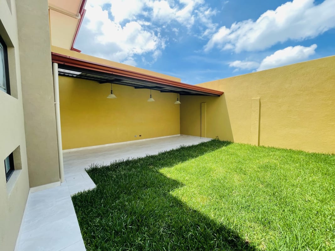 Casas nuevas para estrenar en condominio Coronado, San Antonio.