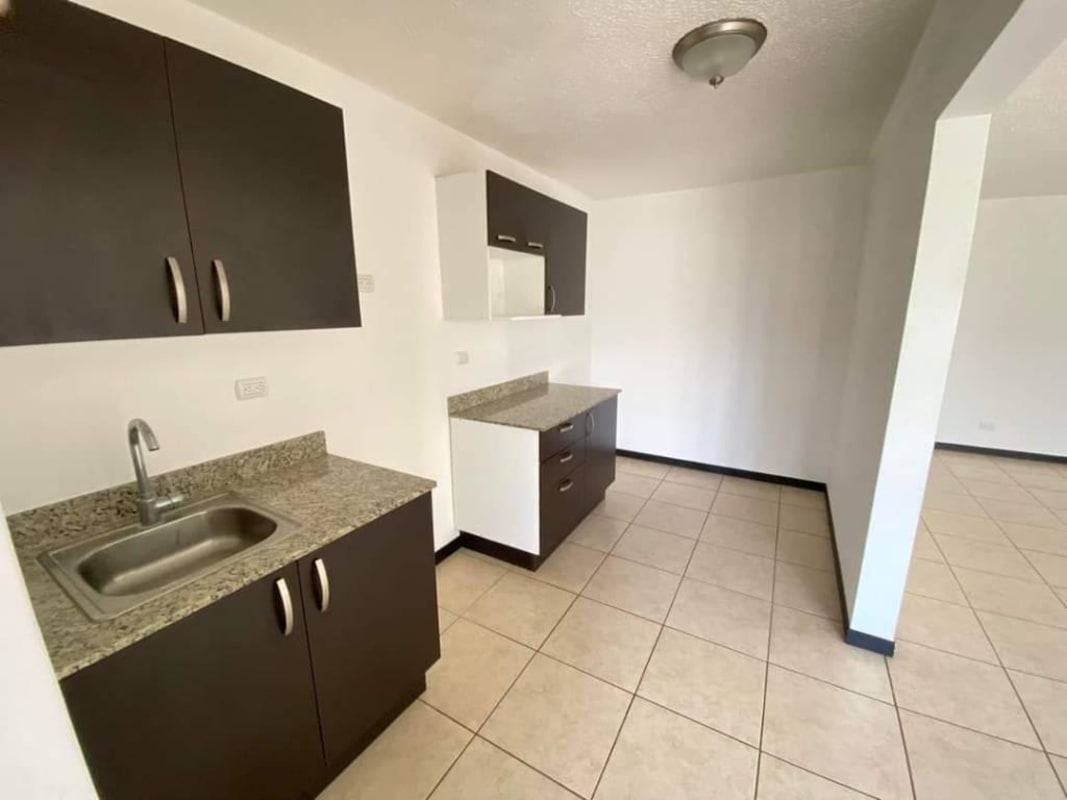 CONDOMINIO VISTA REAL (CONCASA) a 7km del aeropuerto