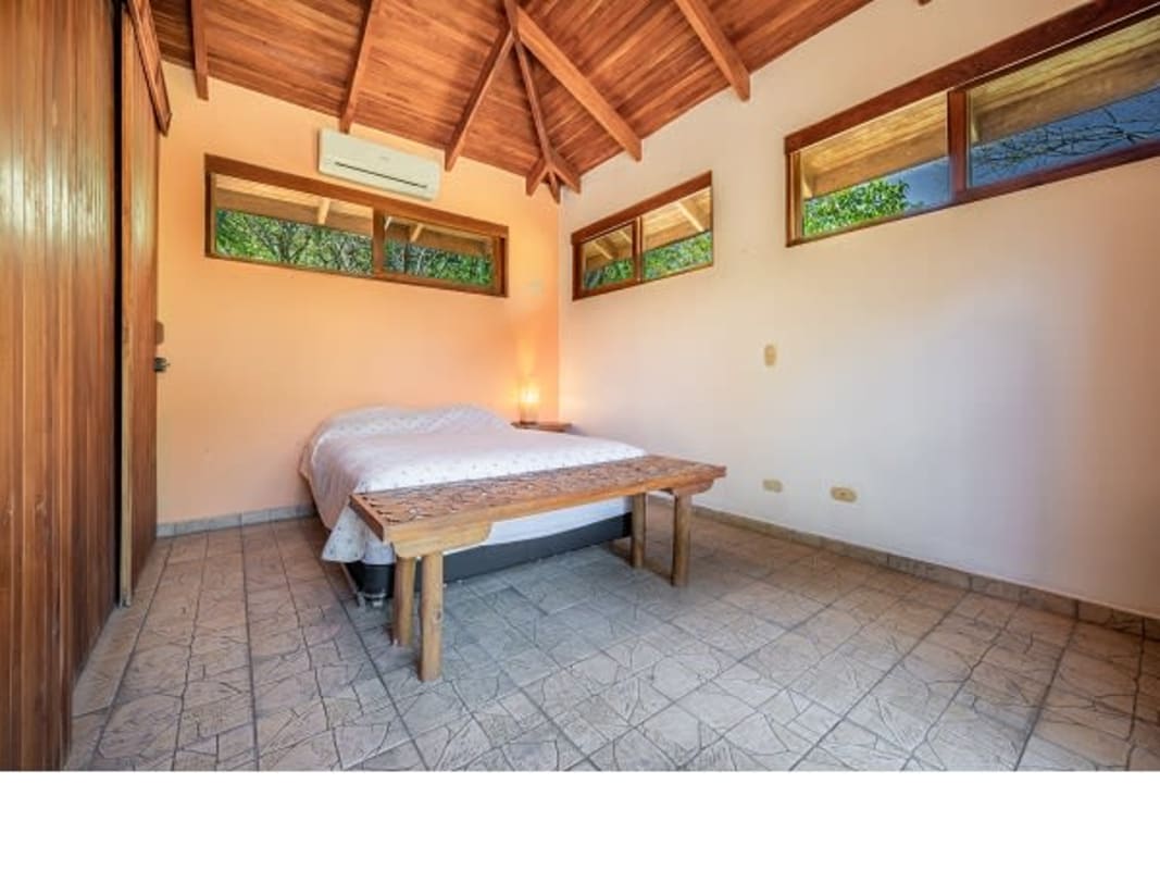 GANGA- Villa de 3 habitaciones y piscina con excelente ubicación.