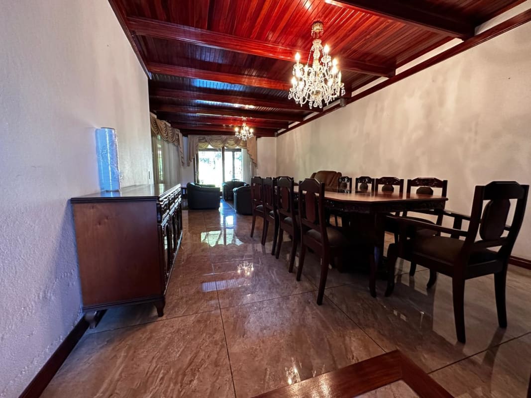 Alquiler de Casas en Alajuela Centro CASA INDEPENDIENTE 2 NIVELES DE