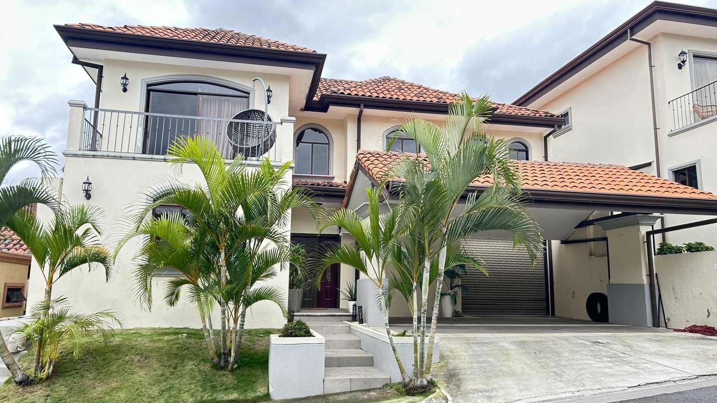 Alquiler de Casas en San Rafael | ¡Espectacular Casa con jacuzzi en ...
