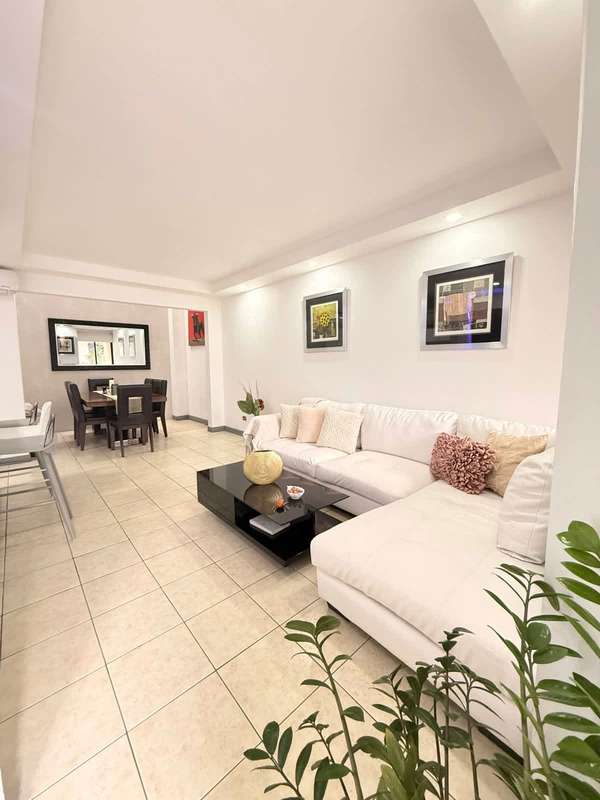 Alquiler de Casas en San Rafael | Alquiler en Escazú: Casa Moderna Full ...