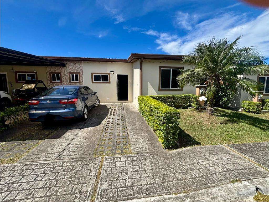 Casas en alquiler en San Rafael | Se alquila casa de un piso en Valle ...