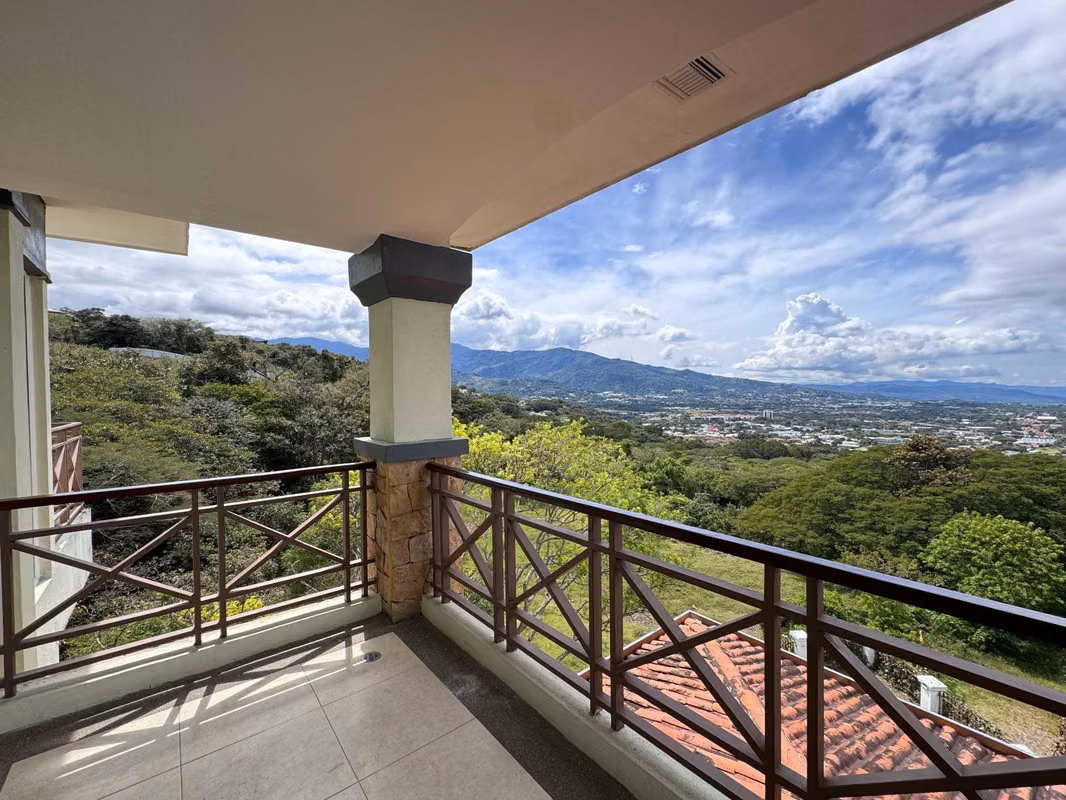Houses for rent in Escazú
