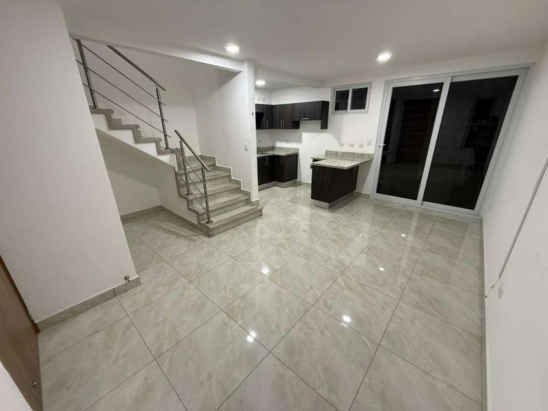 Alquiler de Casas en San Francisco | SE ALQUILA CASA EN CONDOMINIO ...