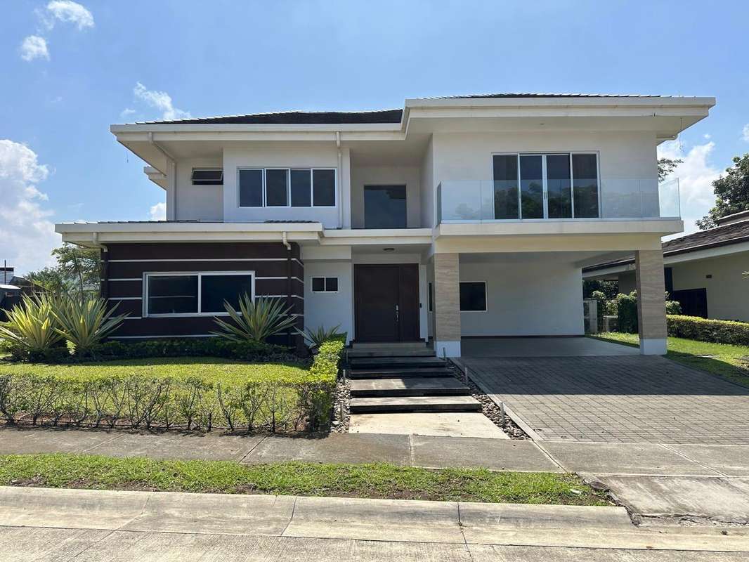 Alquiler de Casas en San Rafael | Hermosa Casa en Hacienda Espinal - En ...