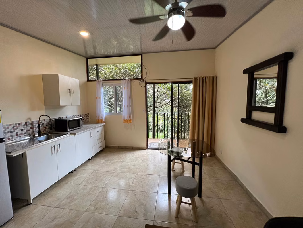 Moderno apartamento studio amueblado en Barva, Heredia 2