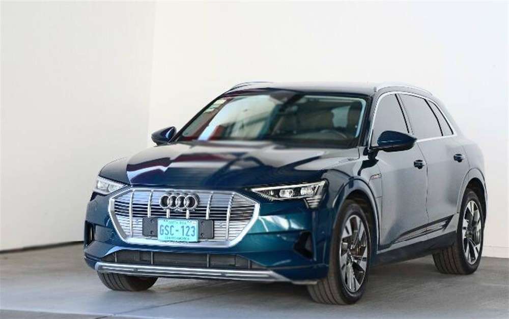 2020 Audi e-tron - foto 2
