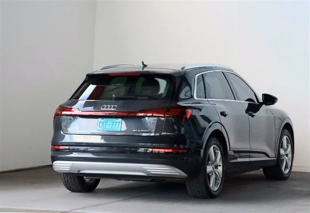 2023 Audi e-tron - foto 4