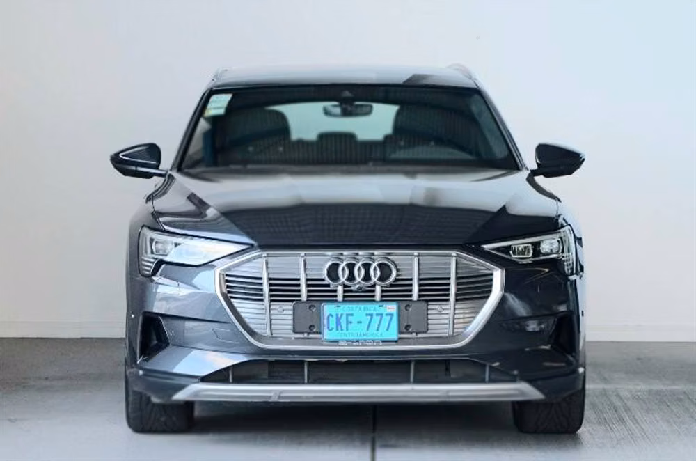2023 Audi e-tron - foto 1