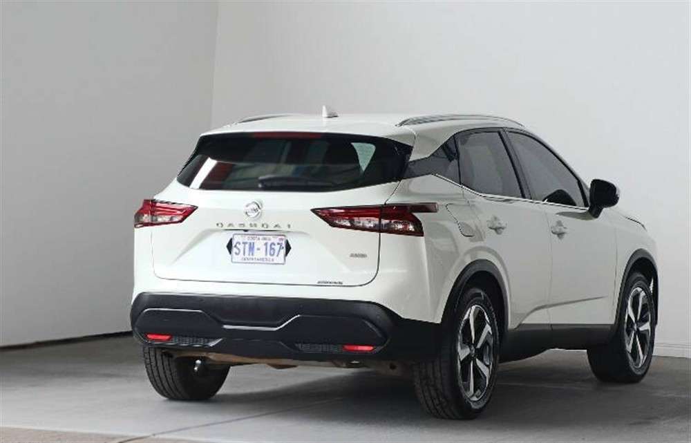 2023 Nissan Qashqai - foto 1