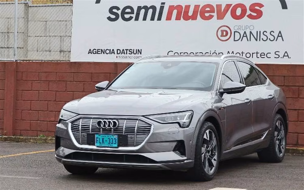 2021 Audi e-tron - foto 2