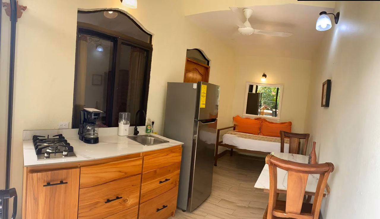 Apartamento Amueblado en Quepos, Ideal para Trabajo Remoto 2