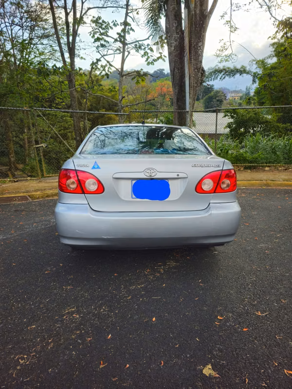 2008 Toyota Corolla - foto 2