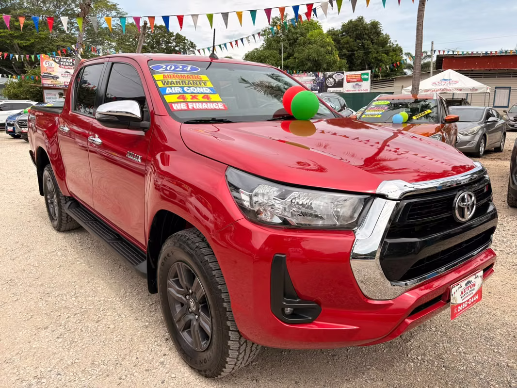 2024 Toyota Hilux - foto 5