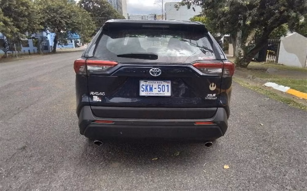 2021 Toyota RAV4 - foto 2